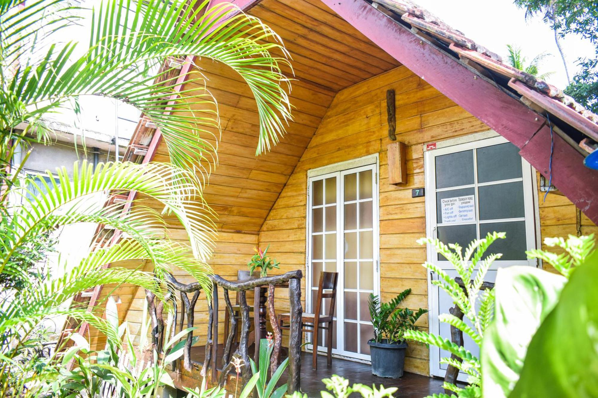 The Emerald Guest House & Villa Unawatuna Exteriör bild